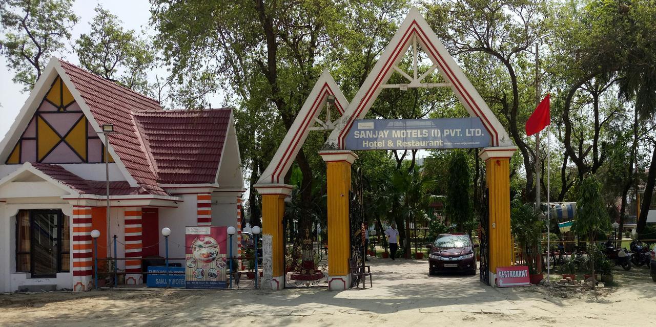 Sanjay Motels I Pvt Ltd Pura Raghunath Ngoại thất bức ảnh