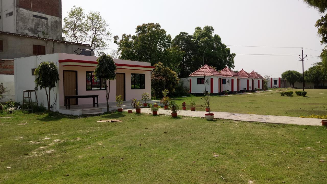 Sanjay Motels I Pvt Ltd Pura Raghunath Ngoại thất bức ảnh